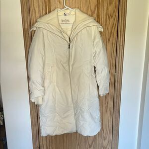 Women’s New York New York One Zero Zero One Eight Warm Winter down White Coat si